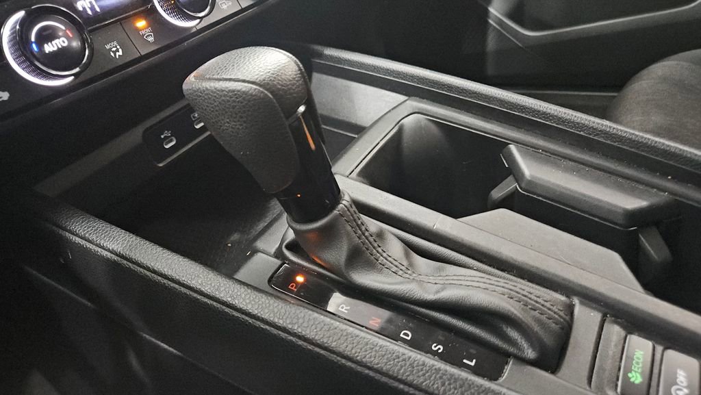 Used 2023 Honda Accord EX image 33