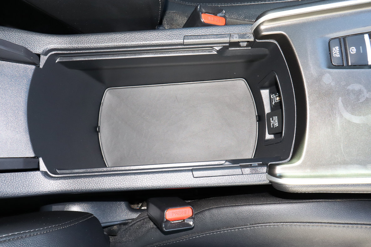 Used 2020 Honda Accord Touring image 29