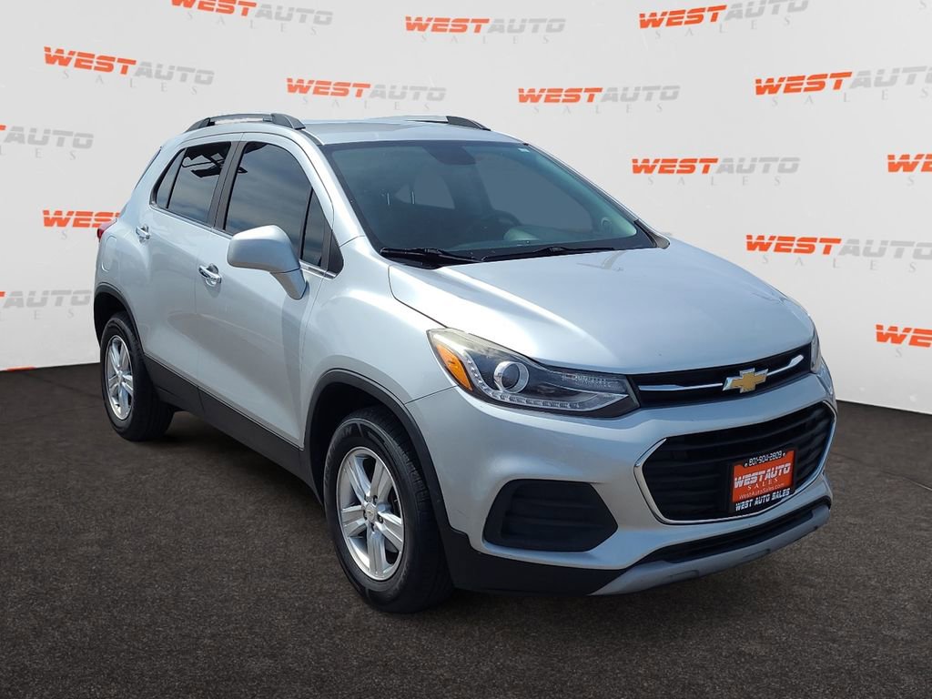 Used 2018 Chevrolet Trax LT w/ LT Convenience Package AWD/4WD image 7