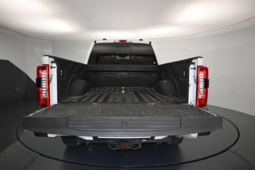 Used 2024 Ford F250 Lariat w/ Sport Appearance Package AWD/4WD image 26