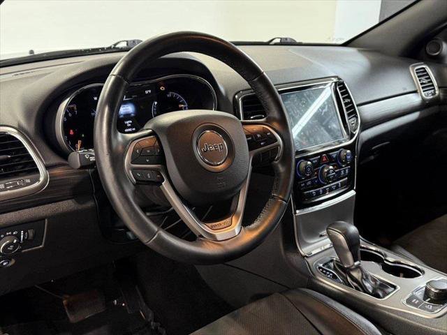 Certified 2022 Jeep Grand Cherokee Laredo X image 19