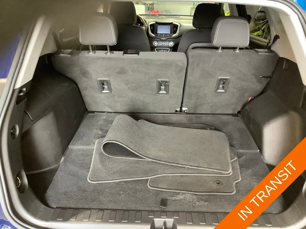 Used 2022 GMC Terrain SLE w/ Driver Convenience Package FWD image 15