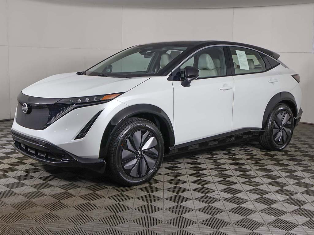 Used 2023 Nissan Ariya ENGAGE image 10