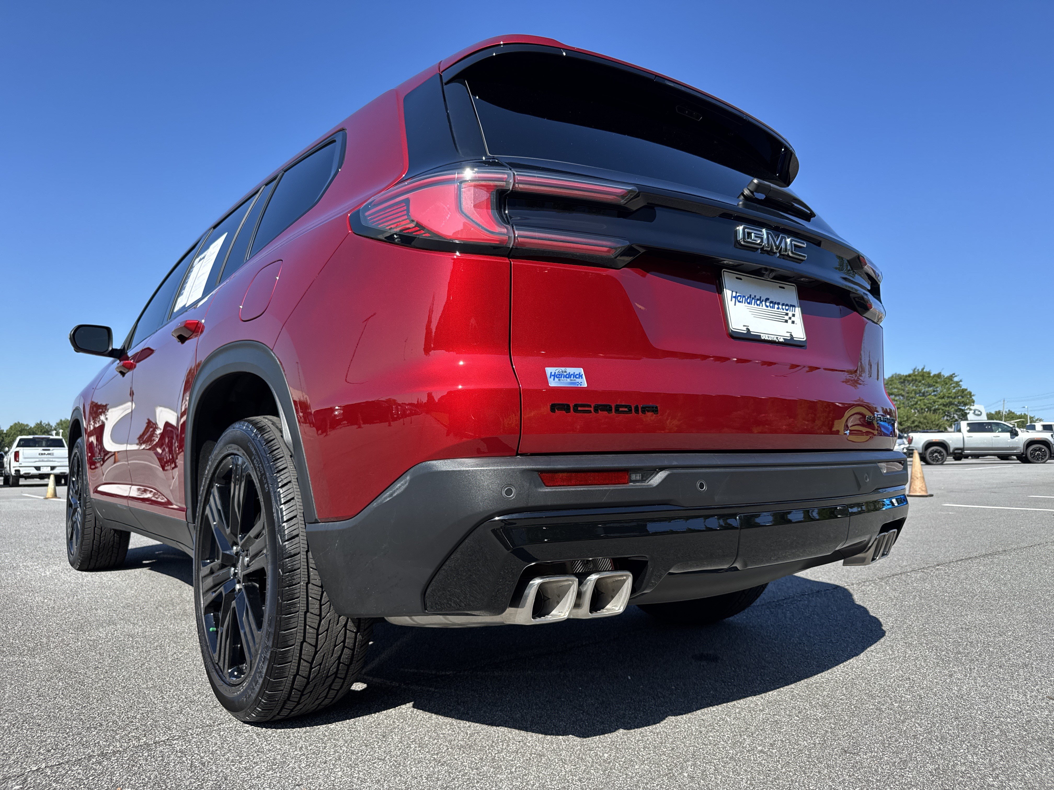 Used 2026 GMC Acadia Elevation w/ Black Edition FWD image 8