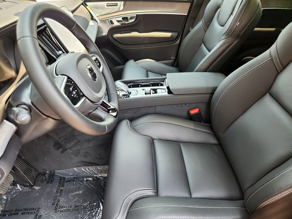 New 2026 Volvo XC90 T8 Ultra w/ Protection Package Premier AWD/4WD image 4