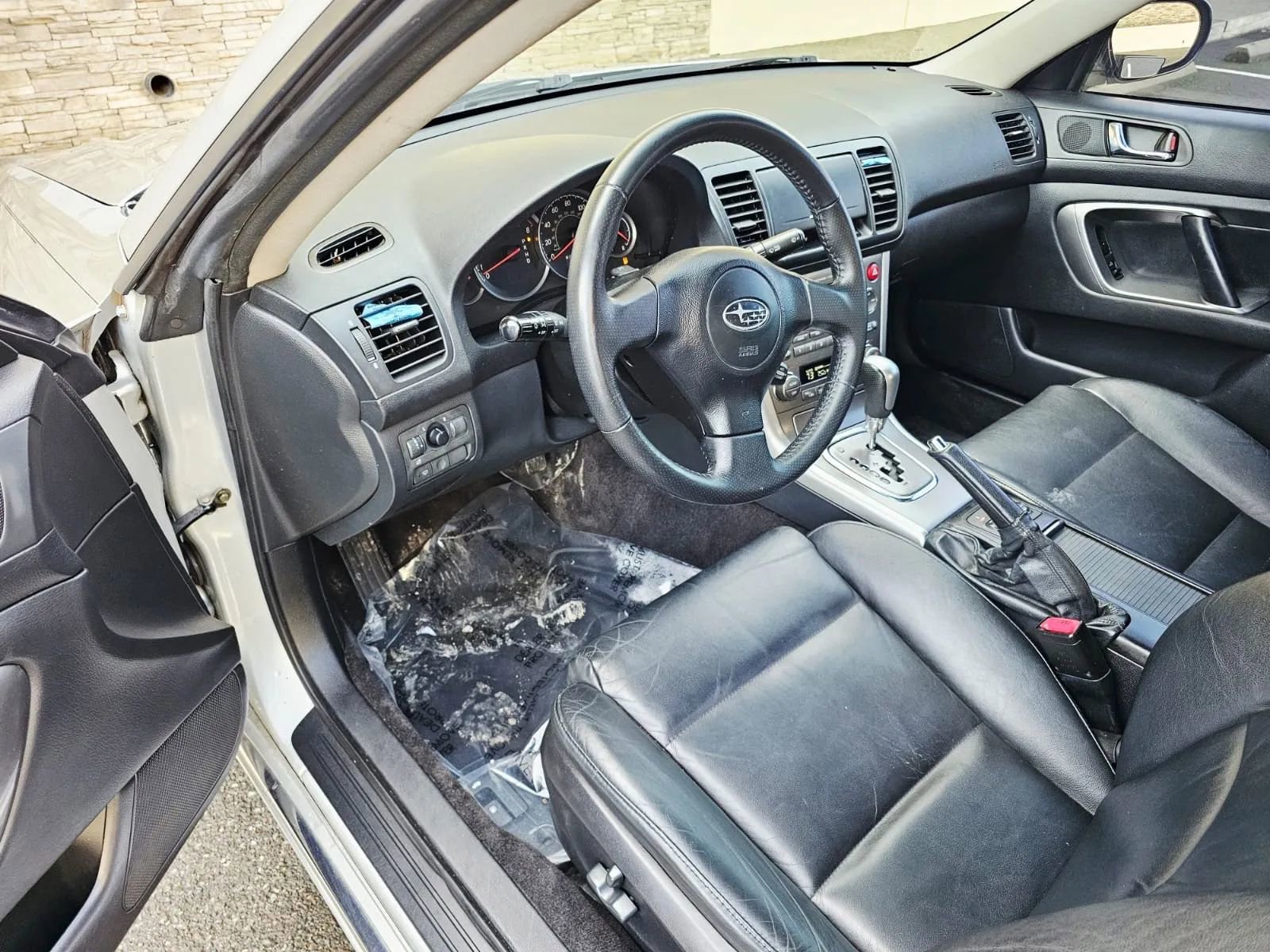 Used 2006 Subaru Legacy 2.5i Limited w/ Appearance Group 1C AWD/4WD image 9