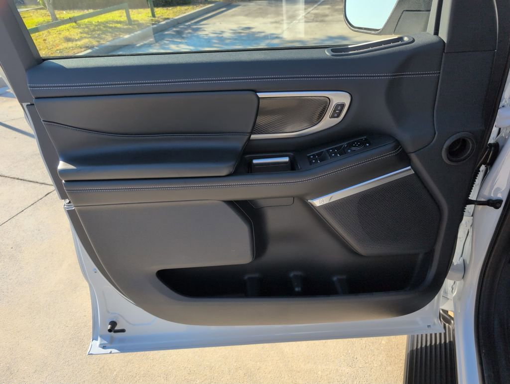 New 2026 Ford Expedition Platinum w/ Stealth Appearance Package image 30