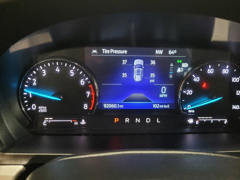 Used 2022 Ford Explorer XLT image 23