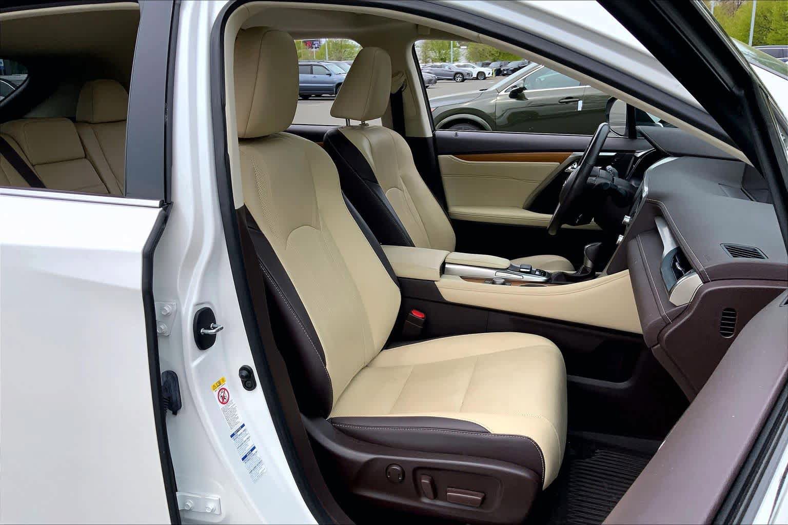 Used 2019 Lexus RX 350 AWD w/ Navigation Package image 9