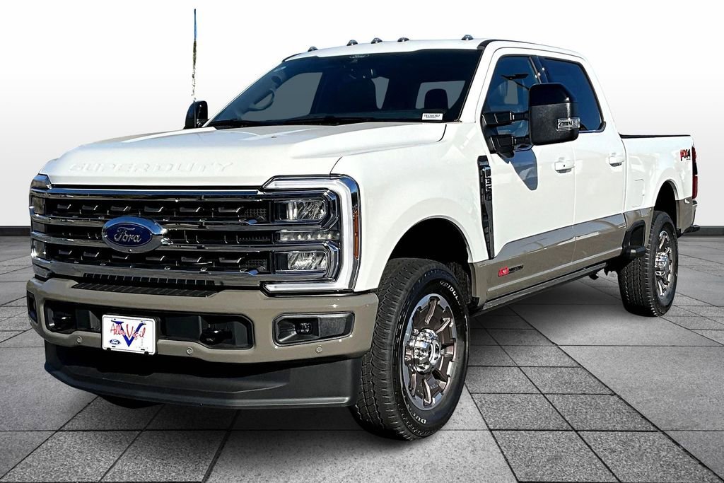 New 2026 Ford F350 4x4 Crew Cab Super Duty image 2