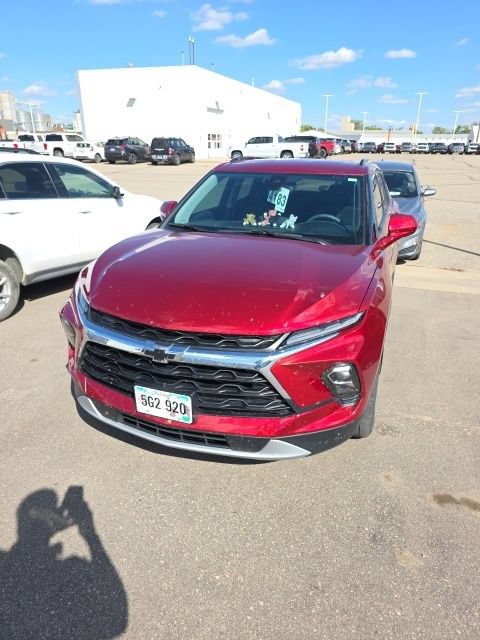 Used 2024 Chevrolet Blazer LT w/ Convenience Package AWD/4WD image 3