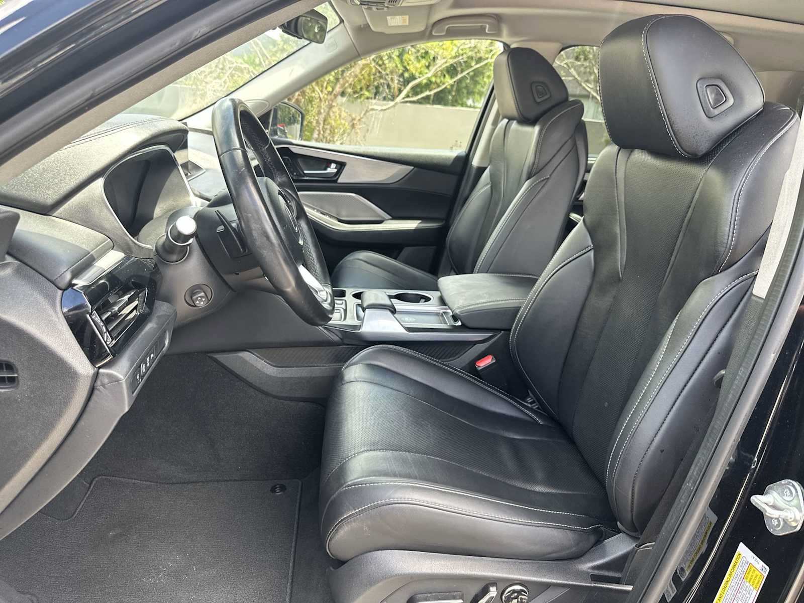 Used 2023 Acura MDX w/ Technology Package FWD image 15