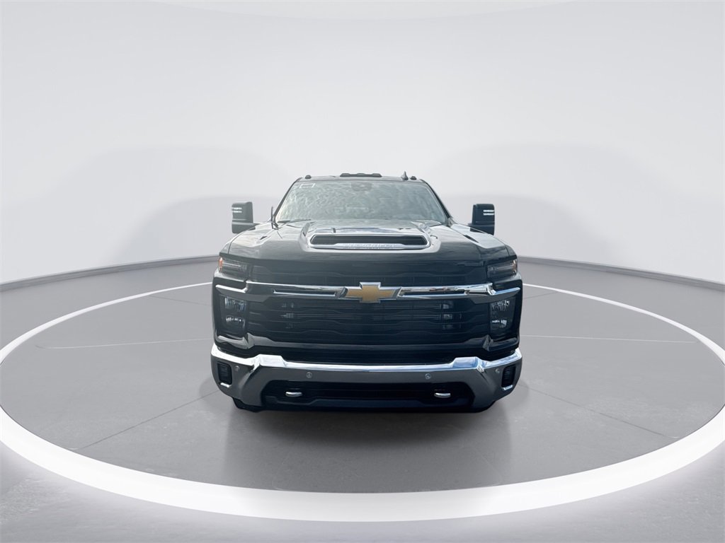 New 2026 Chevrolet Silverado 3500 LT w/ All Star Edition image 3