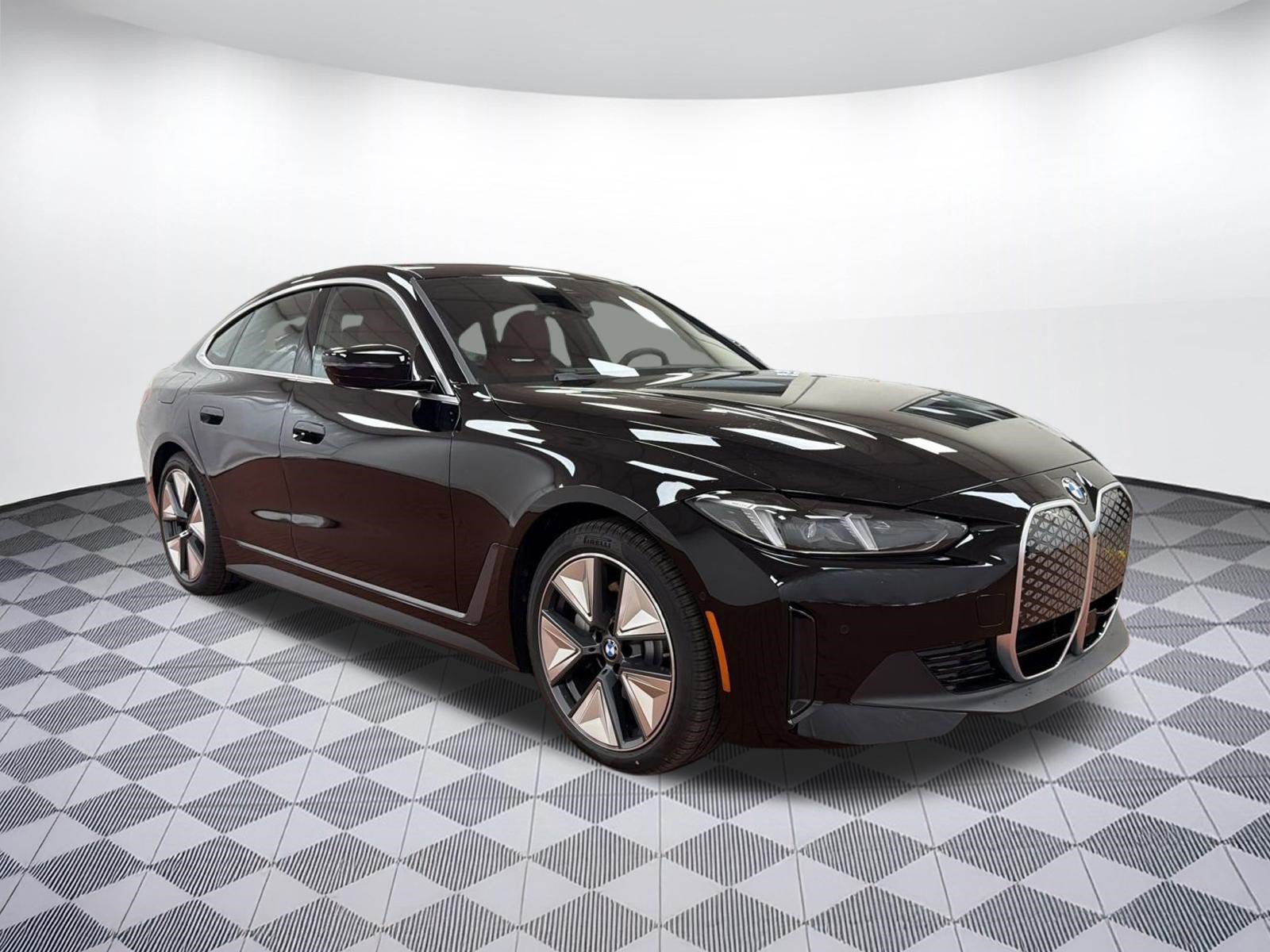 Used 2026 BMW i4 xDrive40i w/ Premium Package AWD/4WD image 7