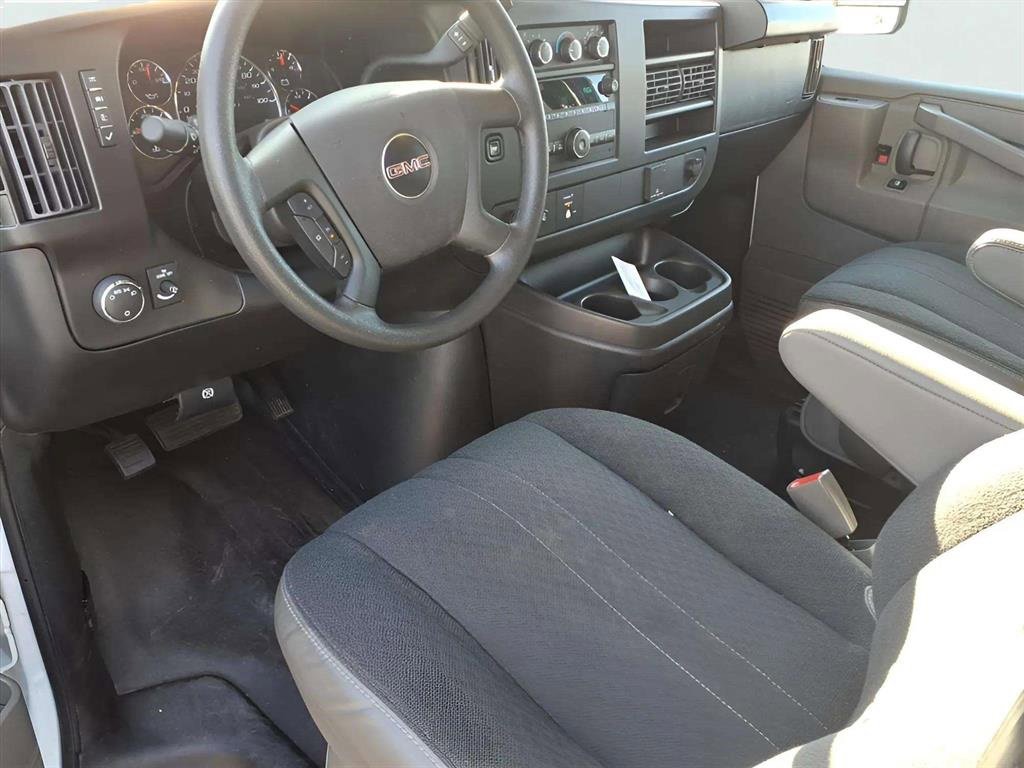 Used 2024 GMC Savana 2500 w/ Driver Convenience Package image 10