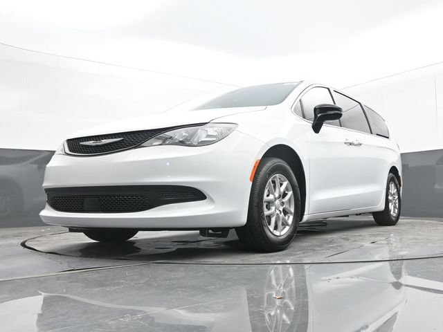 New 2025 Chrysler Voyager LX FWD image 53
