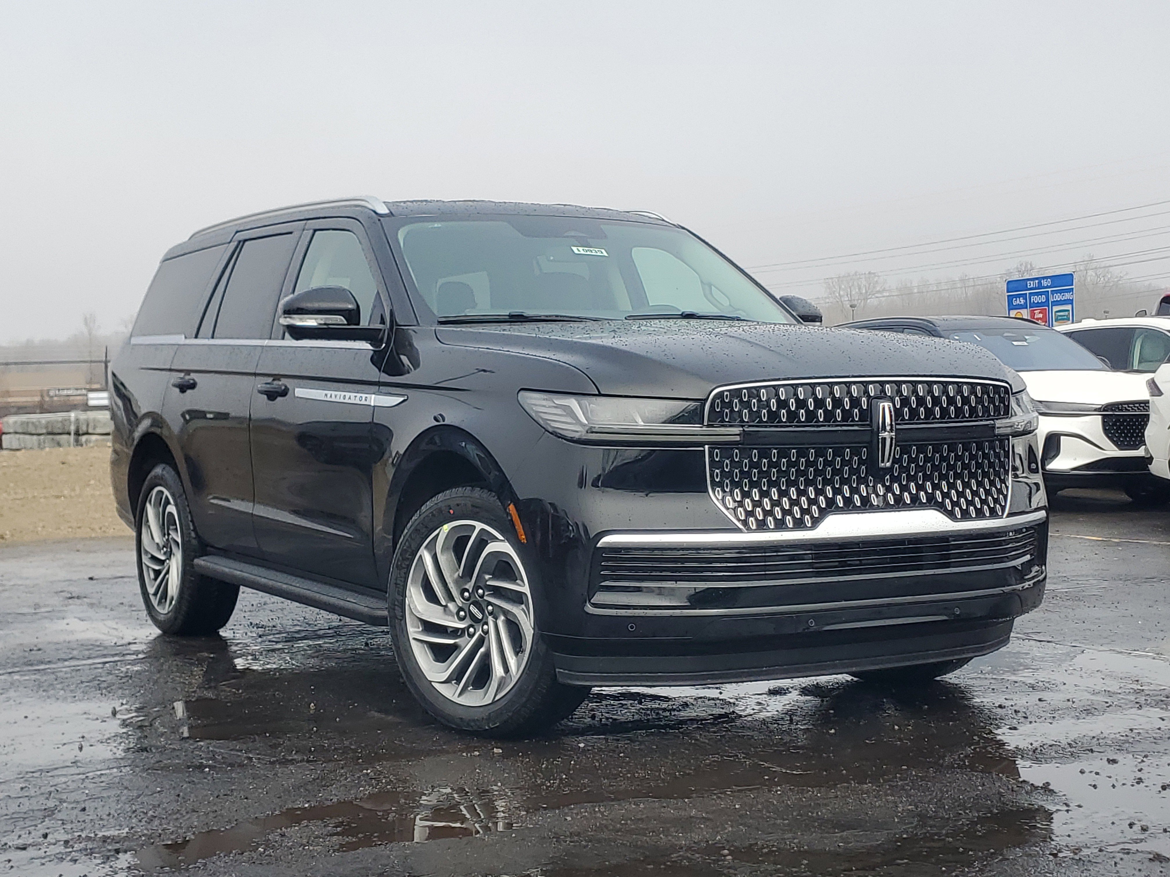 New 2026 Lincoln Navigator Premiere image 1