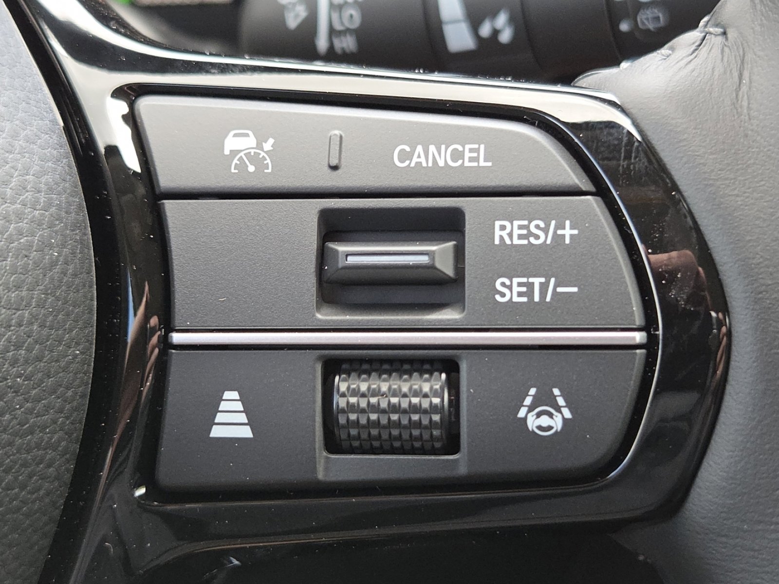 New 2026 Honda CR-V EX-L image 9