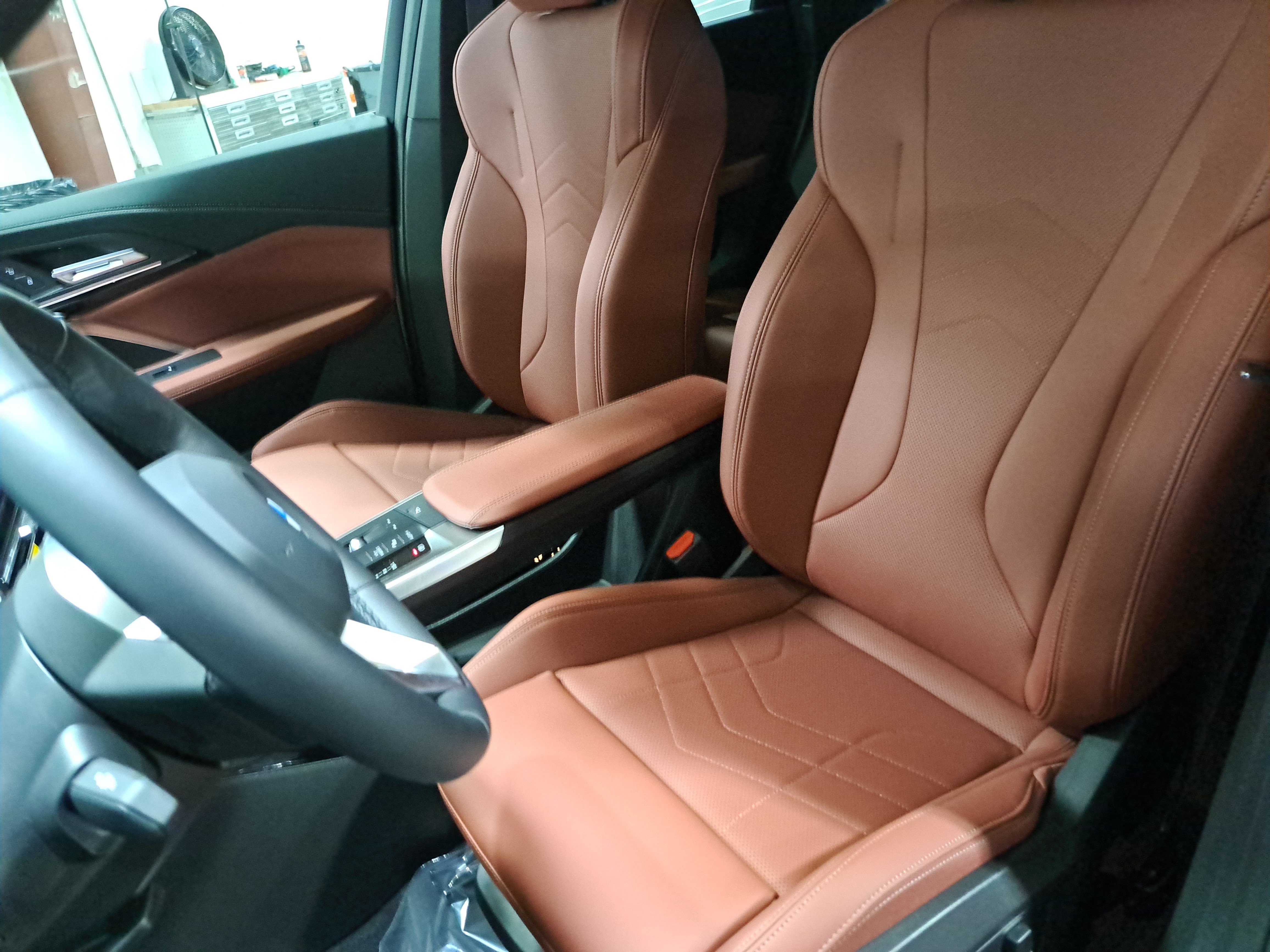 New 2026 BMW X1 xDrive28i w/ Technology Package AWD/4WD image 15