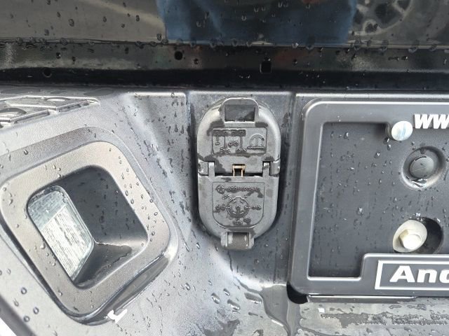 Used 2021 RAM 1500 Classic SLT image 14