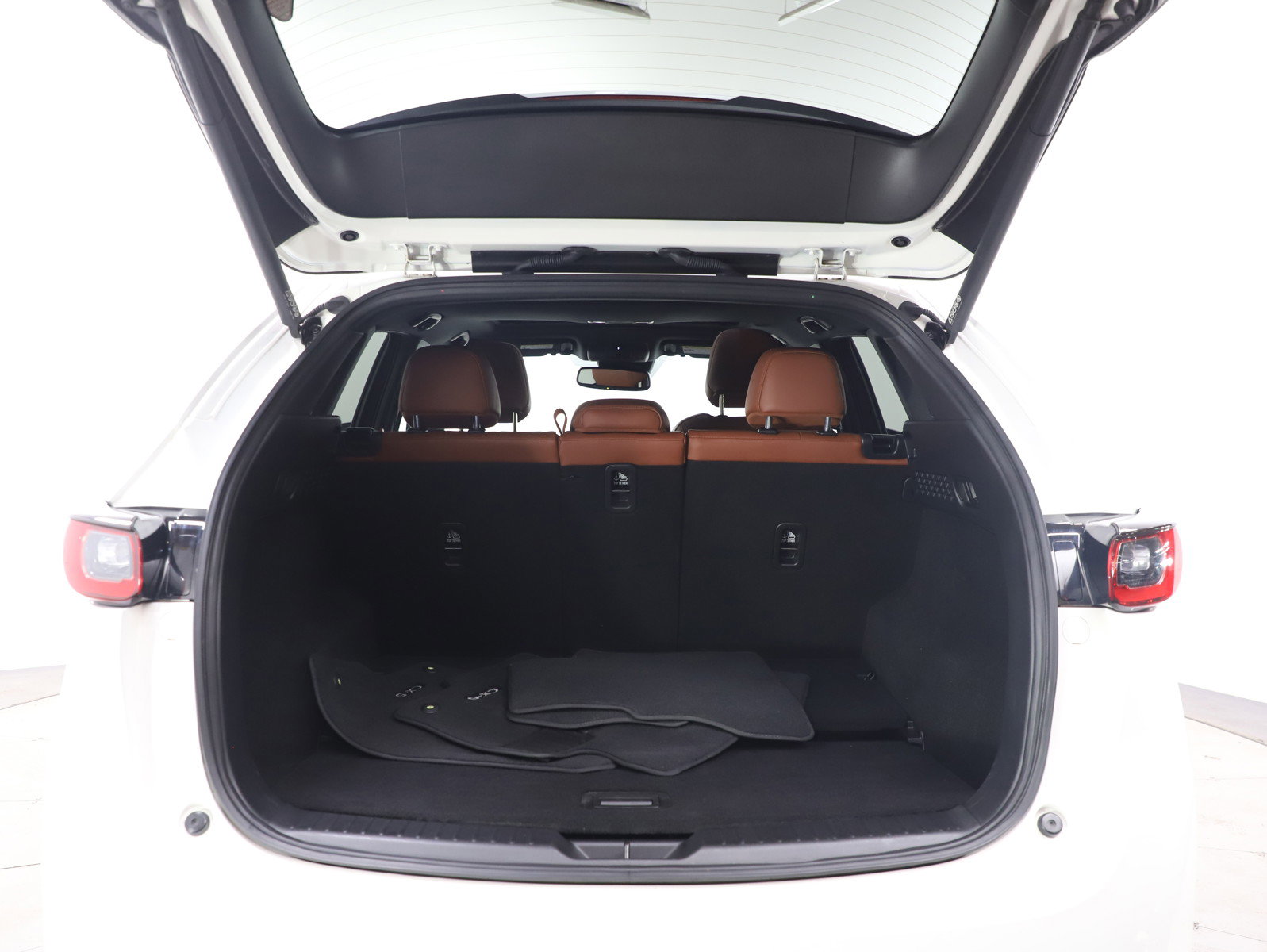 Used 2024 MAZDA CX-5 Carbon Edition image 16