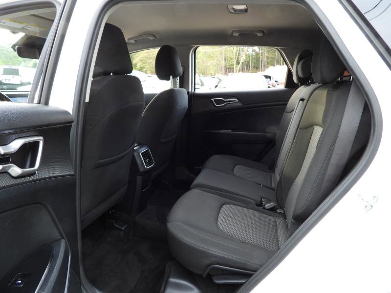 Used 2023 Kia Sportage LX image 27