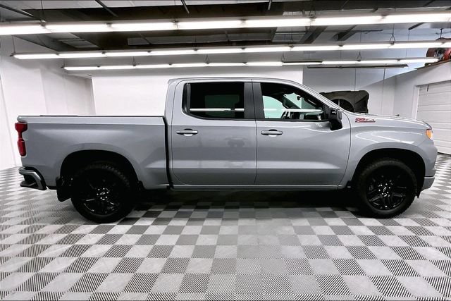 Used 2024 Chevrolet Silverado 1500 RST AWD/4WD image 15