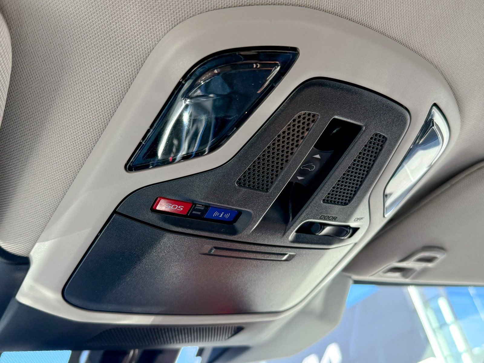 Used 2025 Subaru Legacy Touring XT image 27