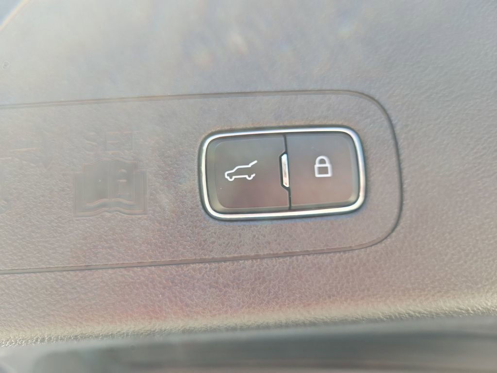 Used 2023 Lincoln Aviator Reserve w/ Equipment Group 201A image 34