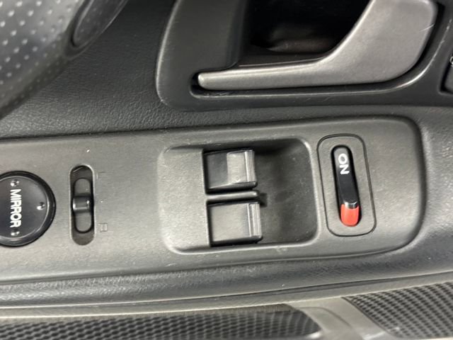 Used 2005 Honda S2000 Base image 17