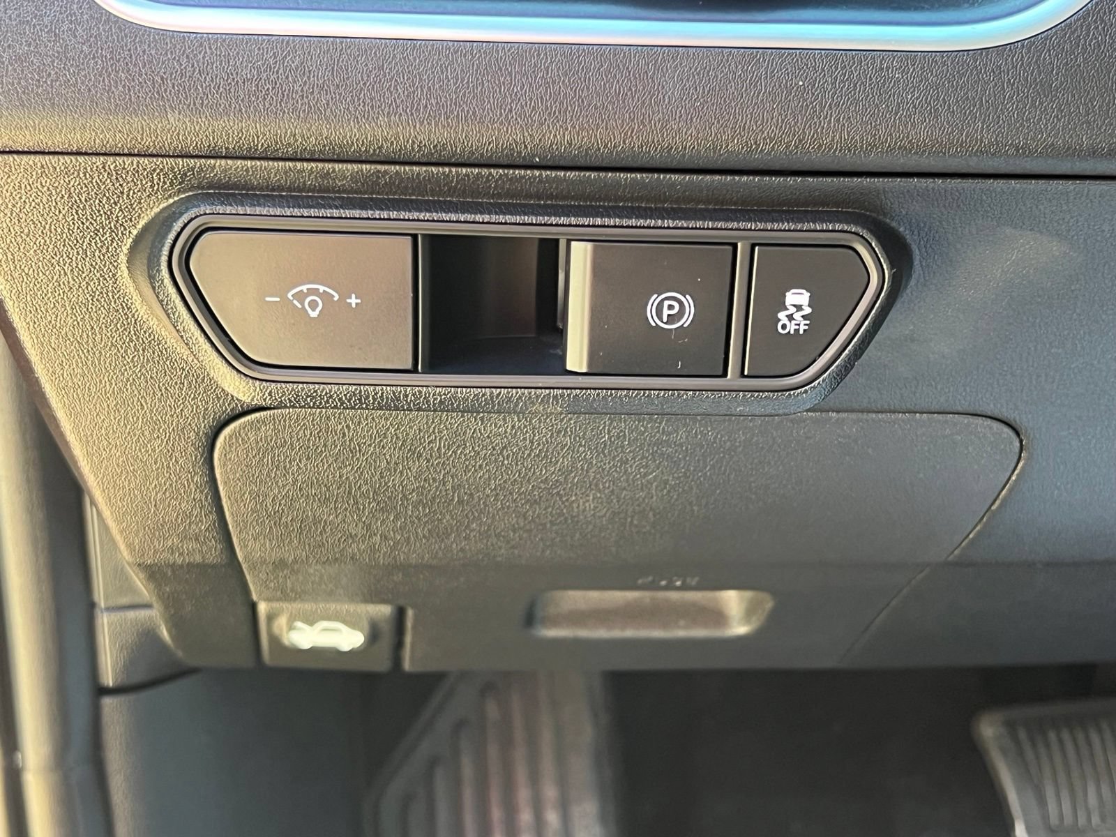 Used 2025 Kia K4 FWD image 25