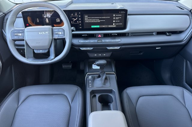 New 2027 Kia Seltos EX w/ EX Panoramic Sunroof Package FWD image 16