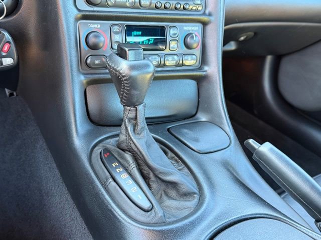 Used 2002 Chevrolet Corvette Coupe w/ Preferred Equipment Group2 RWD image 21