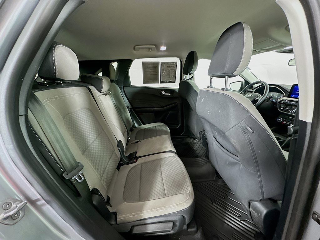 Used 2021 Ford Escape SE w/ Convenience Package image 25