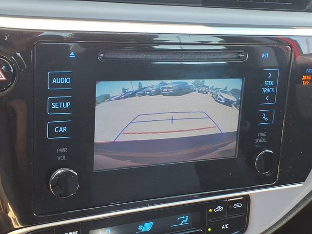 Used 2019 Toyota Corolla LE FWD image 18