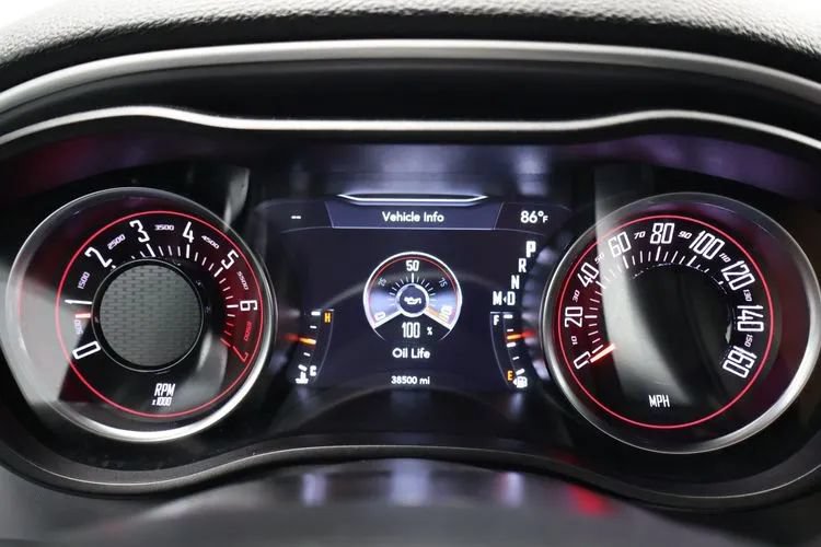 Used 2022 Dodge Challenger GT RWD image 23