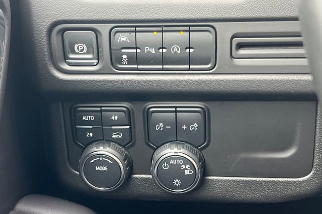 Used 2024 Chevrolet Tahoe LT image 36