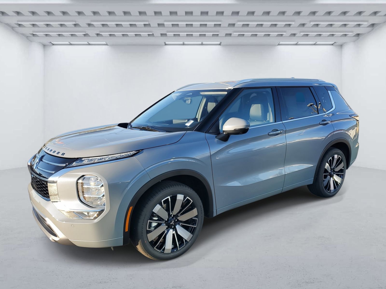 New 2026 Mitsubishi Outlander SEL image 2