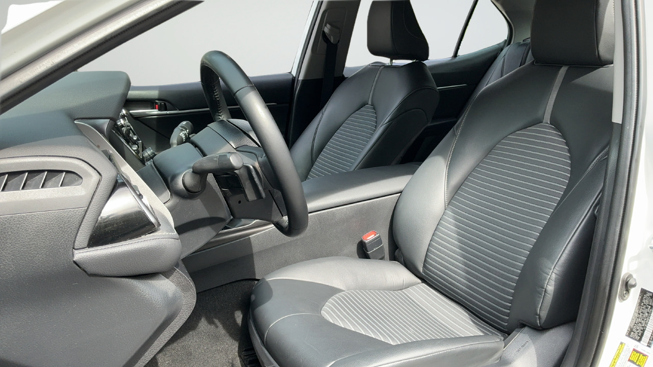 Used 2023 Toyota Camry SE AWD/4WD image 17