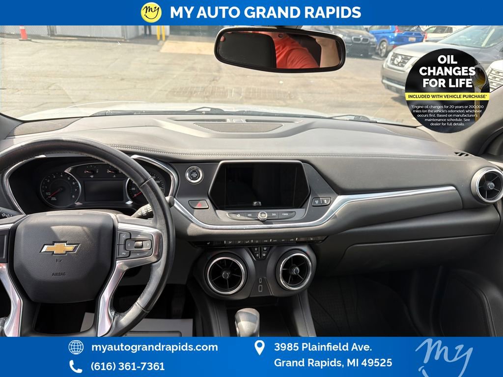 Used 2019 Chevrolet Blazer LT AWD/4WD image 19