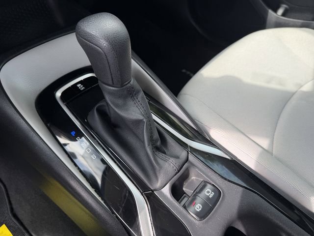 Certified 2021 Toyota Corolla LE image 17