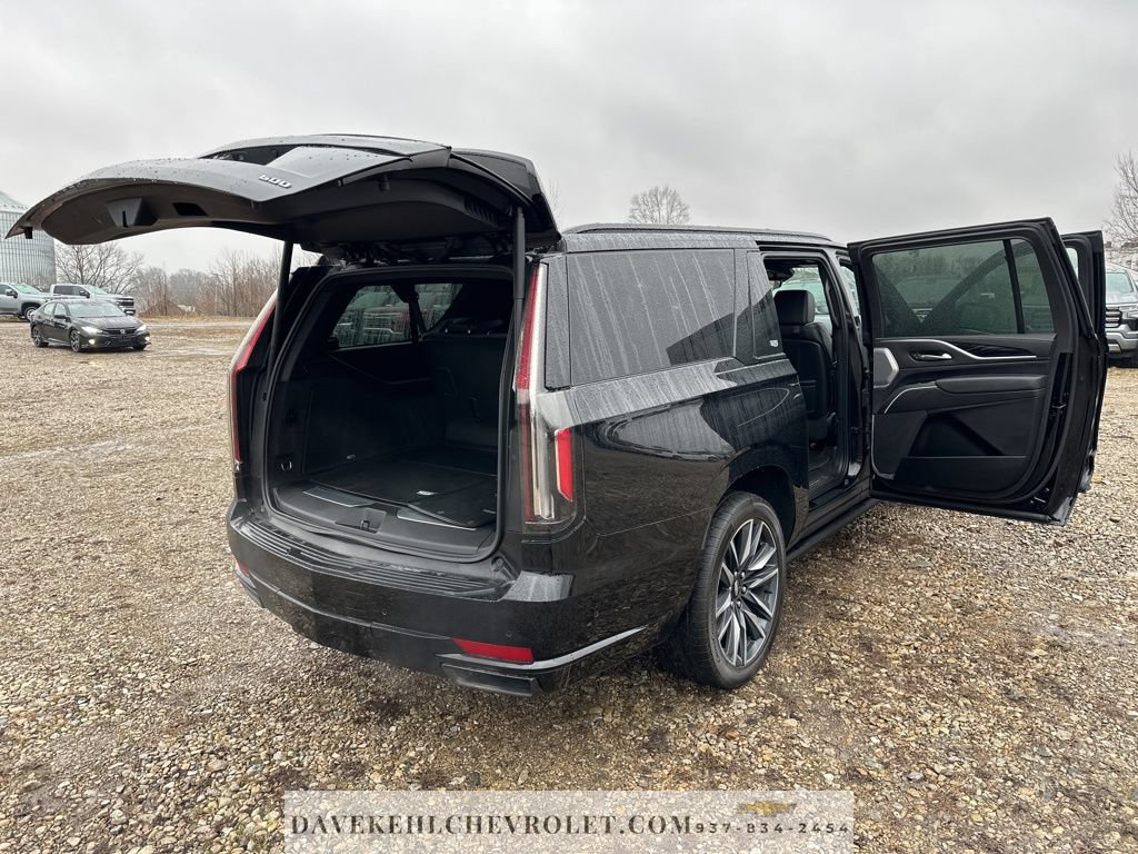 Used 2022 Cadillac Escalade ESV Sport w/ Touring Package AWD/4WD image 58
