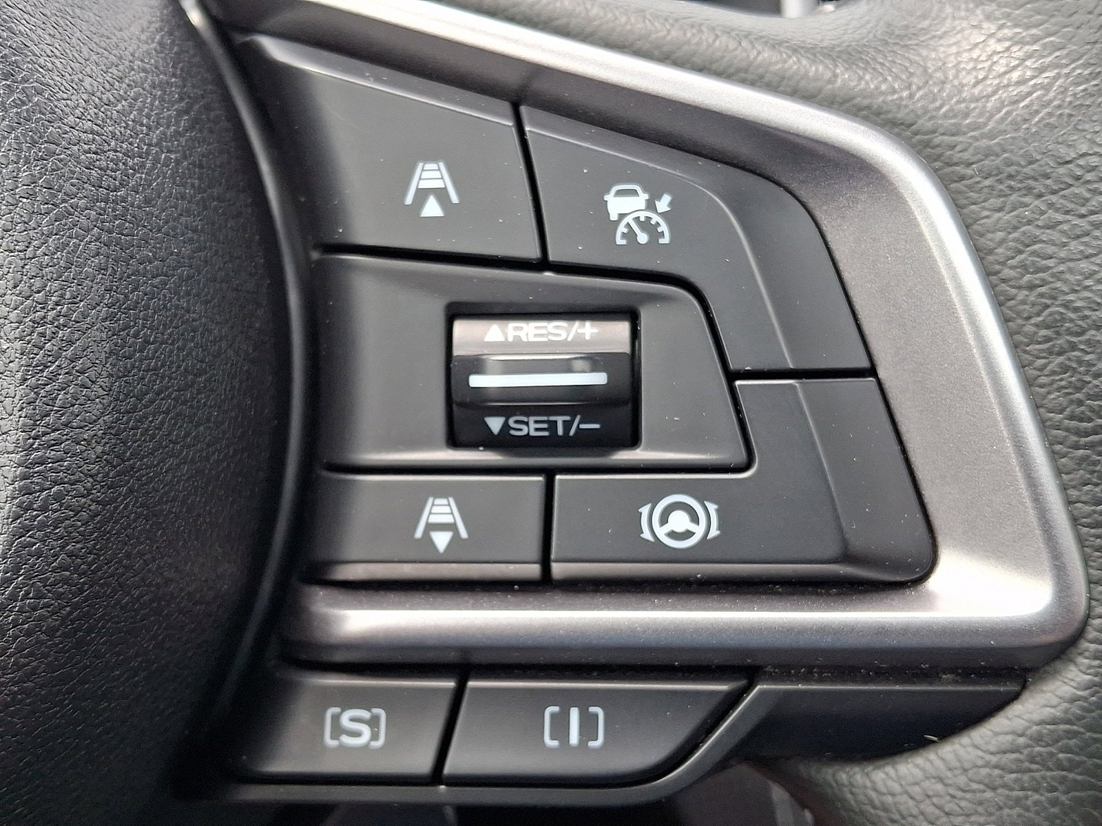 Certified 2023 Subaru Forester Limited AWD/4WD image 22