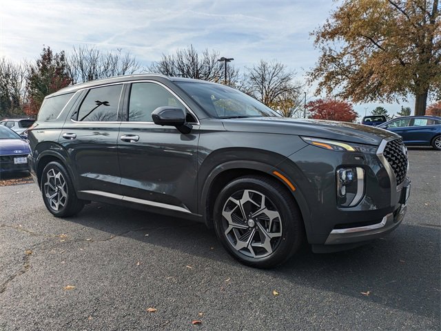 Used 2022 Hyundai Palisade Calligraphy w/ Winter Package image 1