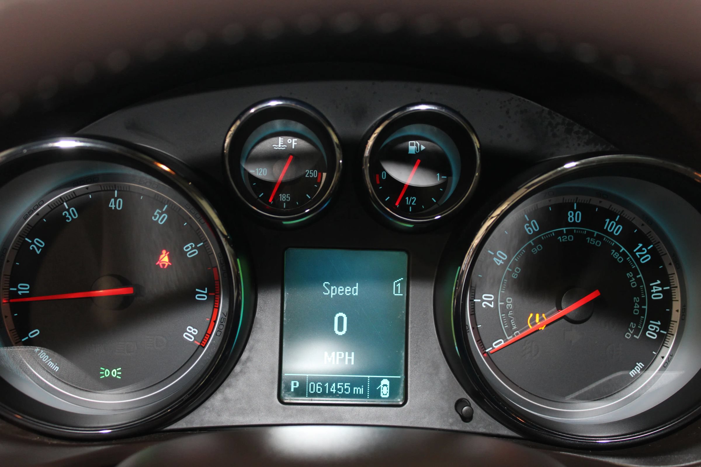 Used 2012 Buick Regal Leather FWD image 12