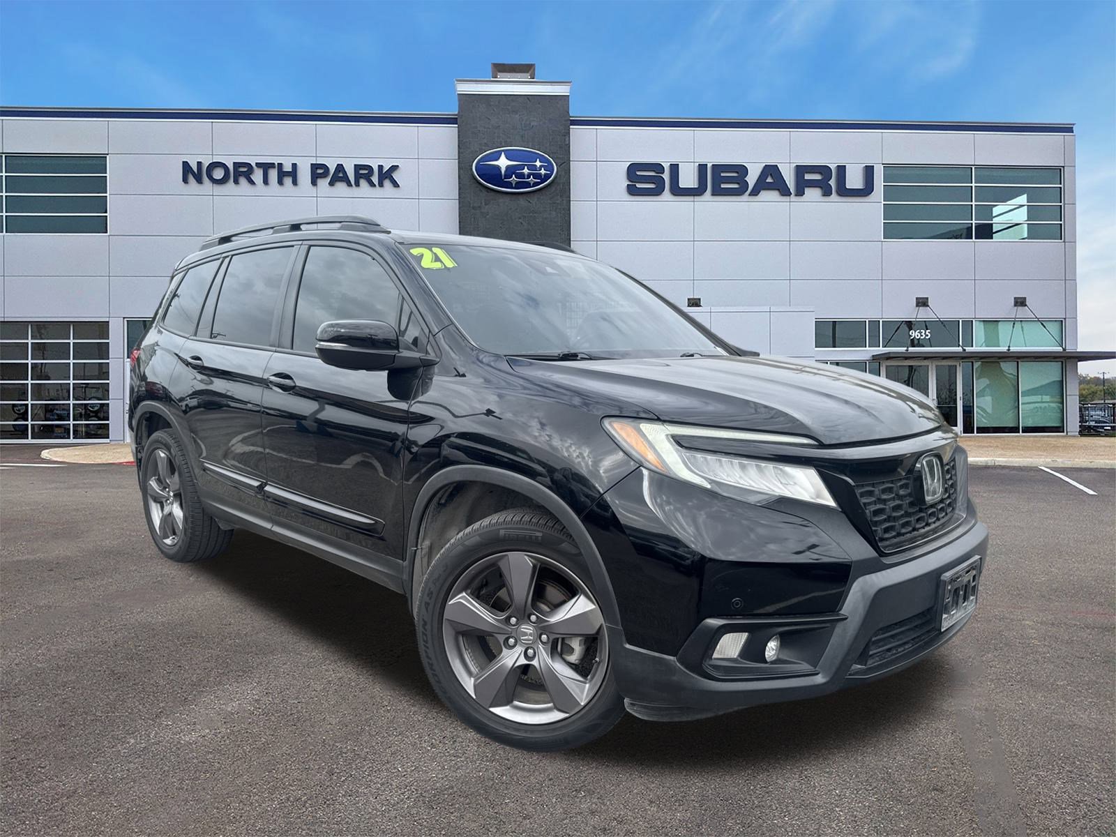 Used 2021 Honda Passport Touring image 1