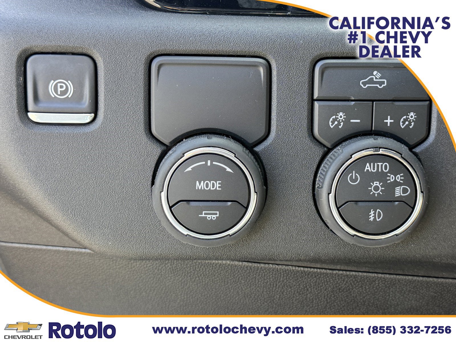 Used 2026 Chevrolet Silverado 1500 RST w/ LPO, Dark Essentials Package RWD image 18