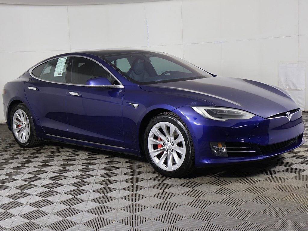 Used 2019 Tesla Model S P100D image 2
