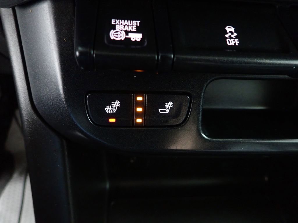 Used 2017 Chevrolet Colorado Z71 AWD/4WD image 5