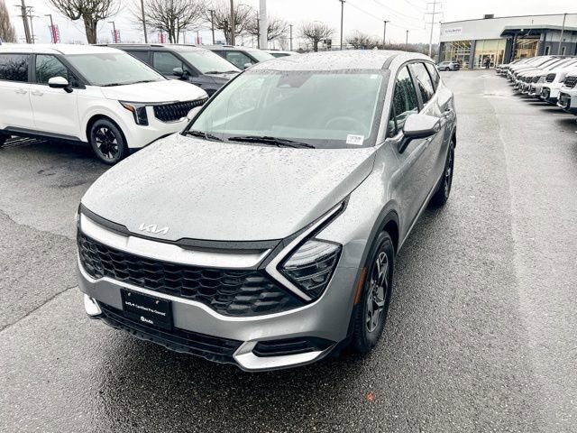 Certified 2024 Kia Sportage LX image 4